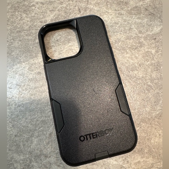 iPhone 13 Pro Otterbox - Picture 1 of 1
